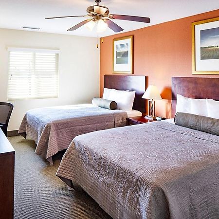 Affordable Suites Mooresville Bagian luar foto