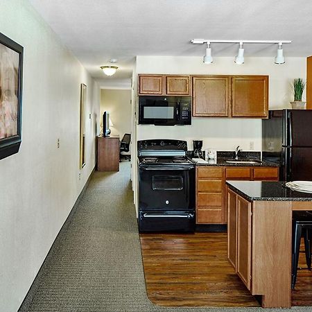 Affordable Suites Mooresville Bagian luar foto