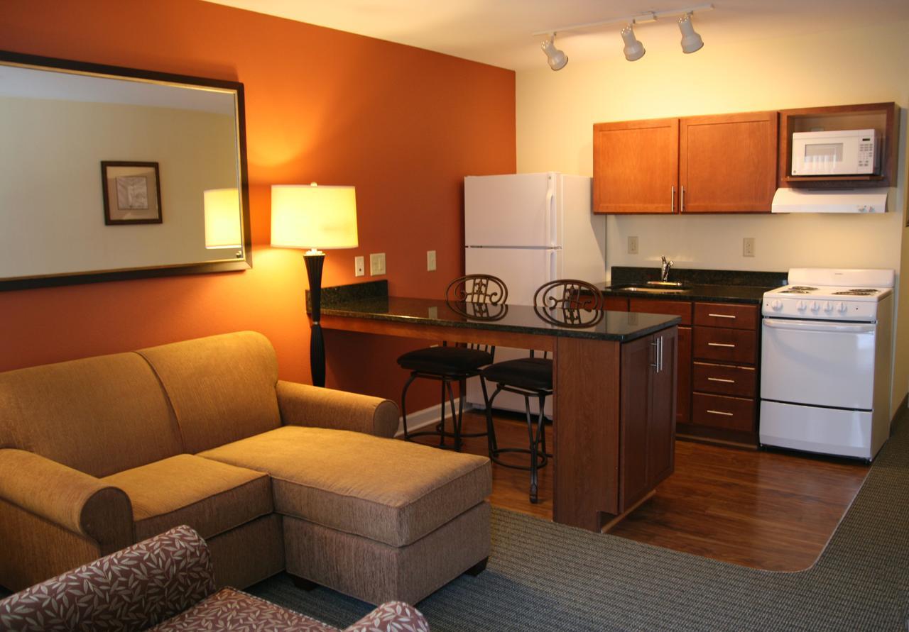Affordable Suites Mooresville Bagian luar foto
