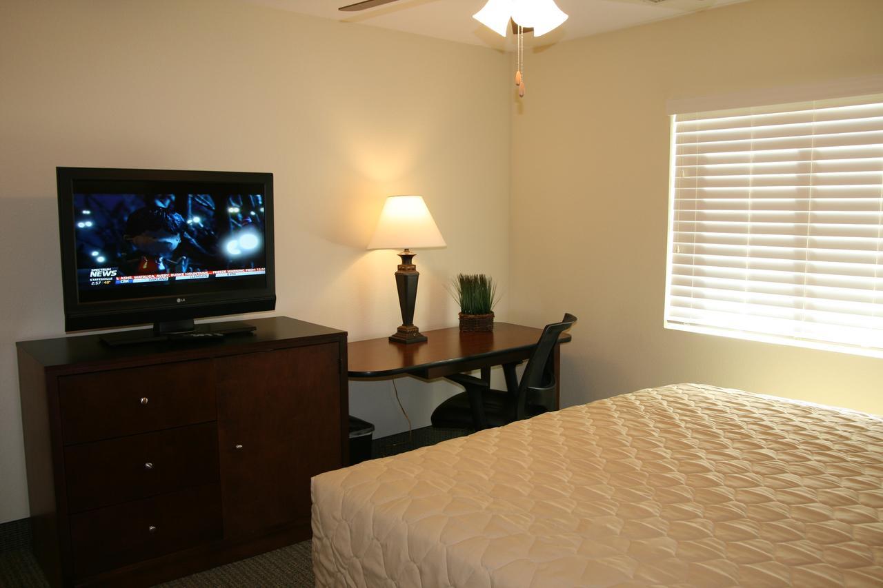 Affordable Suites Mooresville Bagian luar foto