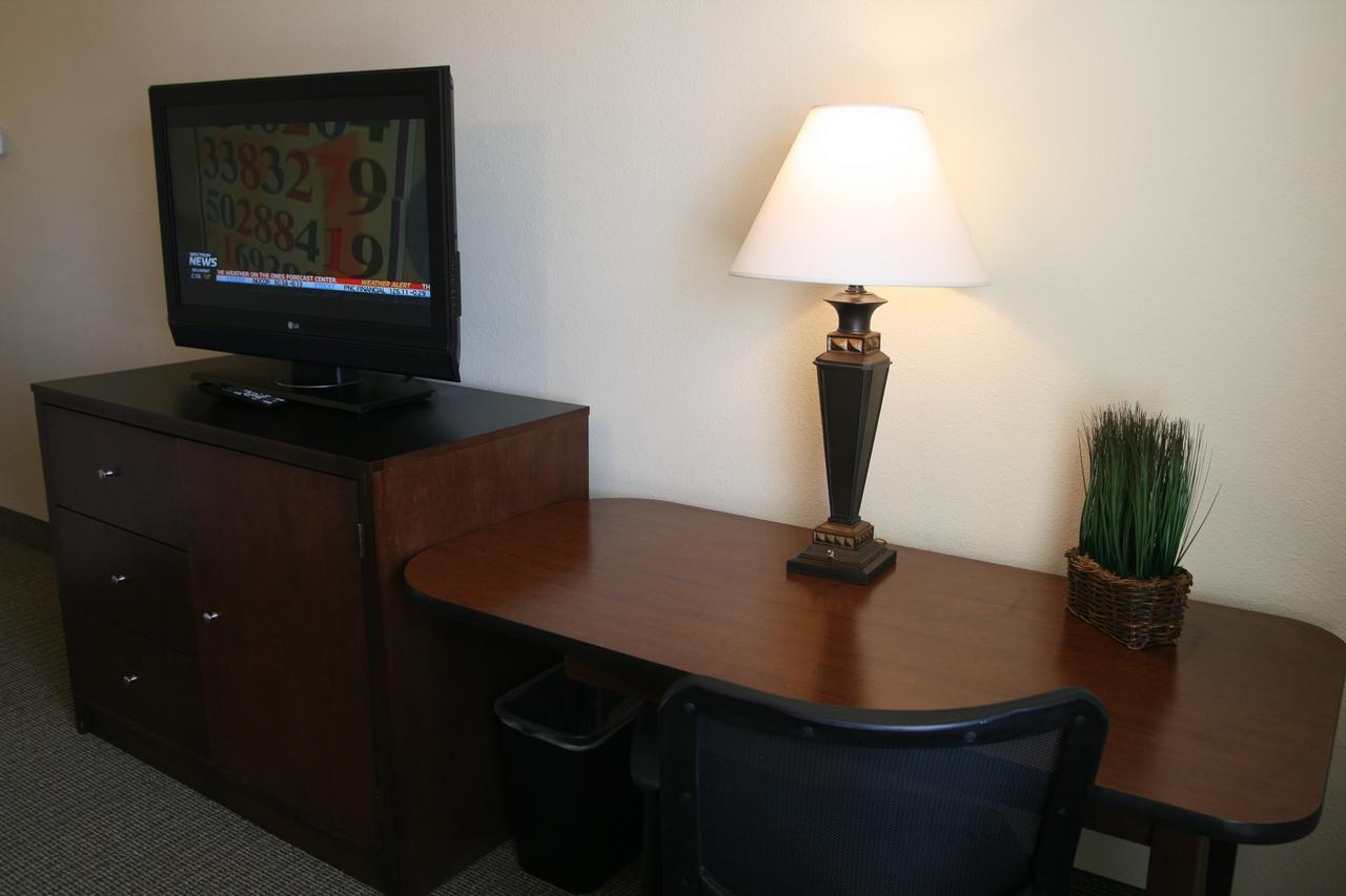 Affordable Suites Mooresville Bagian luar foto