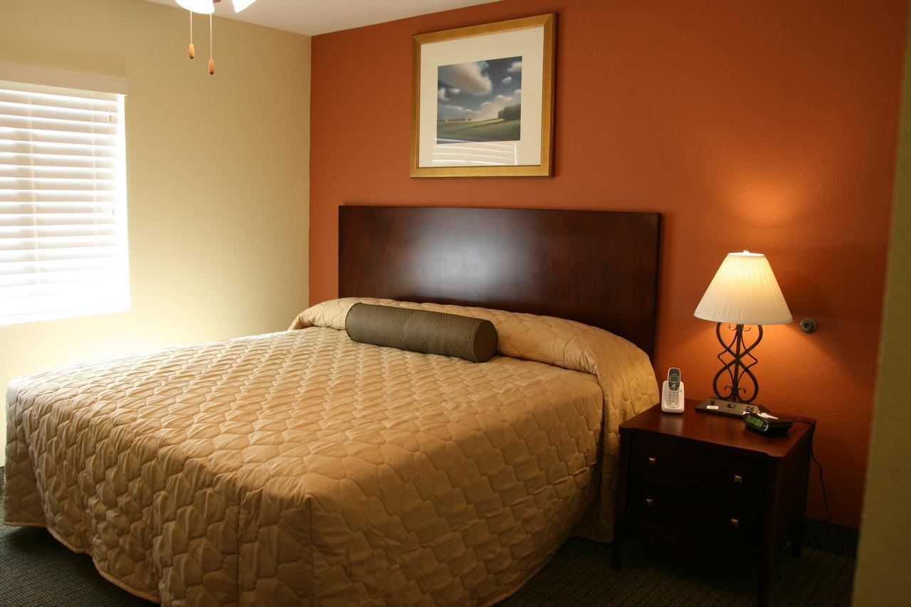 Affordable Suites Mooresville Bagian luar foto