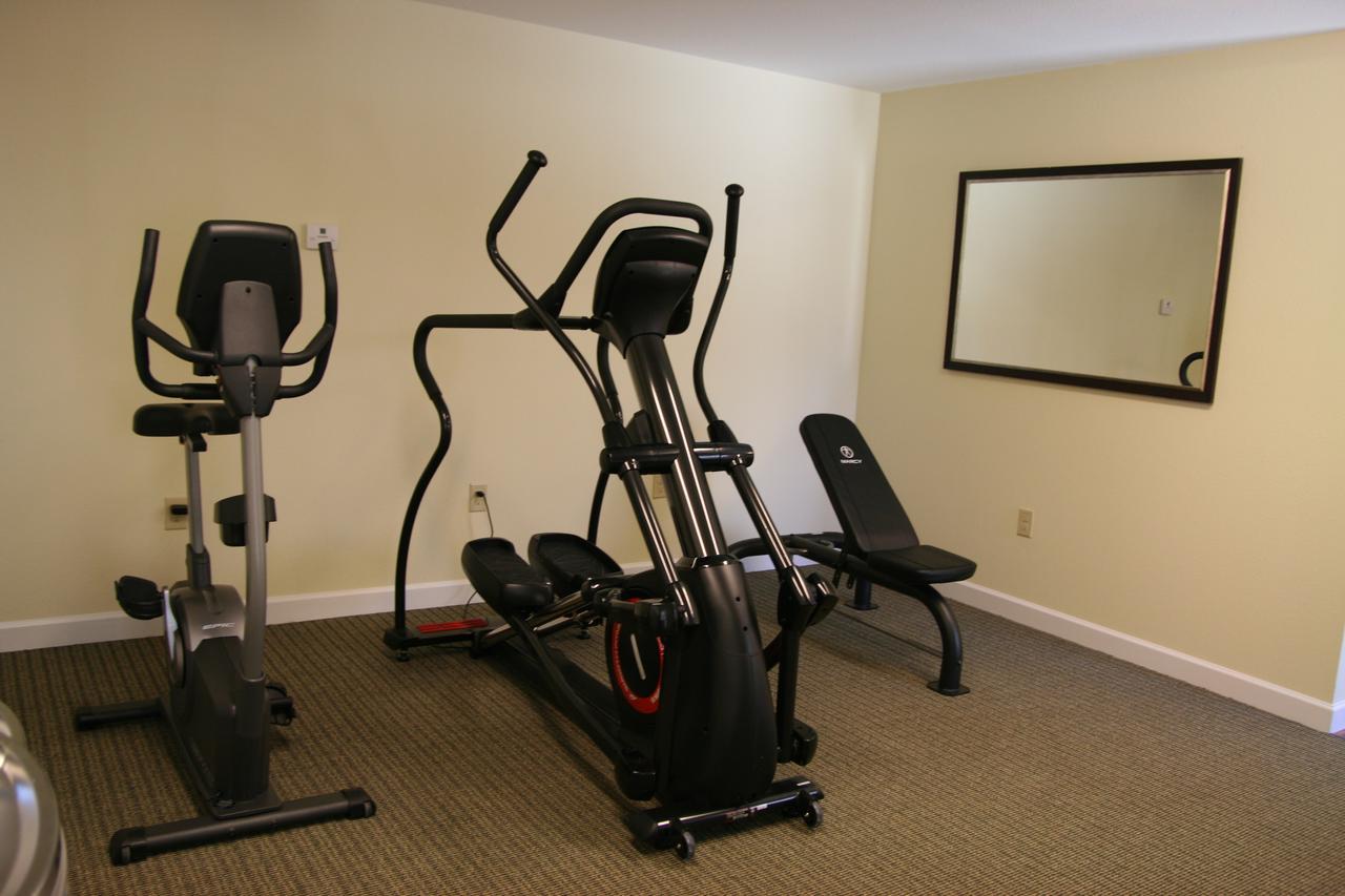Affordable Suites Mooresville Bagian luar foto